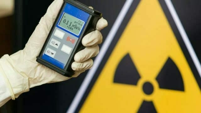 What is the radiation background in Dnipropetrovsk region on September 27