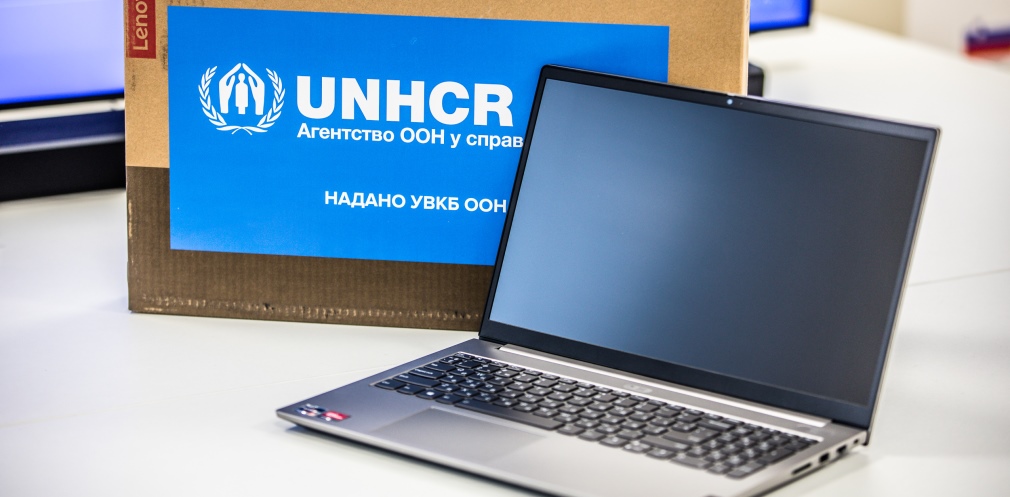 На потреби соціального захисту: міжнародні партнери передали Дніпропетровщині 70 сучасних ноутбуків