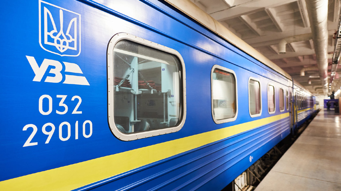 Укрзалізниця відновила продаж квитків на рейс зі Львова до Дніпра: маршрут