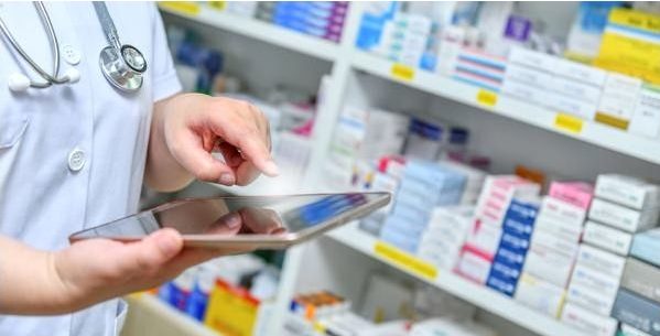 З квітня в Україні поступово буде вводитися електронний рецепт на всі рецептурні ліки