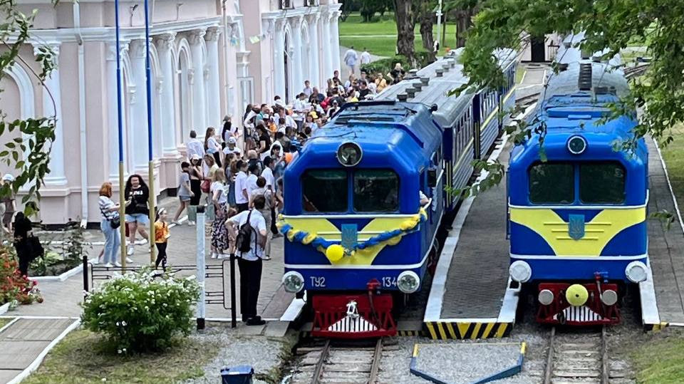 Сьогодні у парку Глоби відбувся 87-й запуск Дніпровської дитячої залізниці
