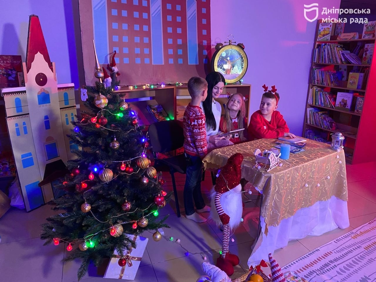 Діти Дніпра створили новорічний телепроєкт, щоб популяризувати українську сучасну літературу