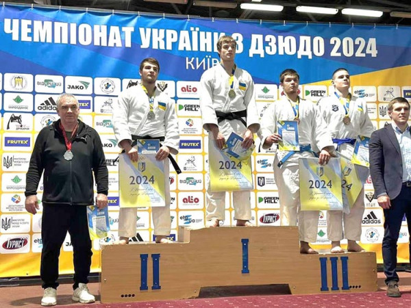 Дзюдоїсти з Дніпропетровщини завоювали 9 медалей на Чемпіонаті України