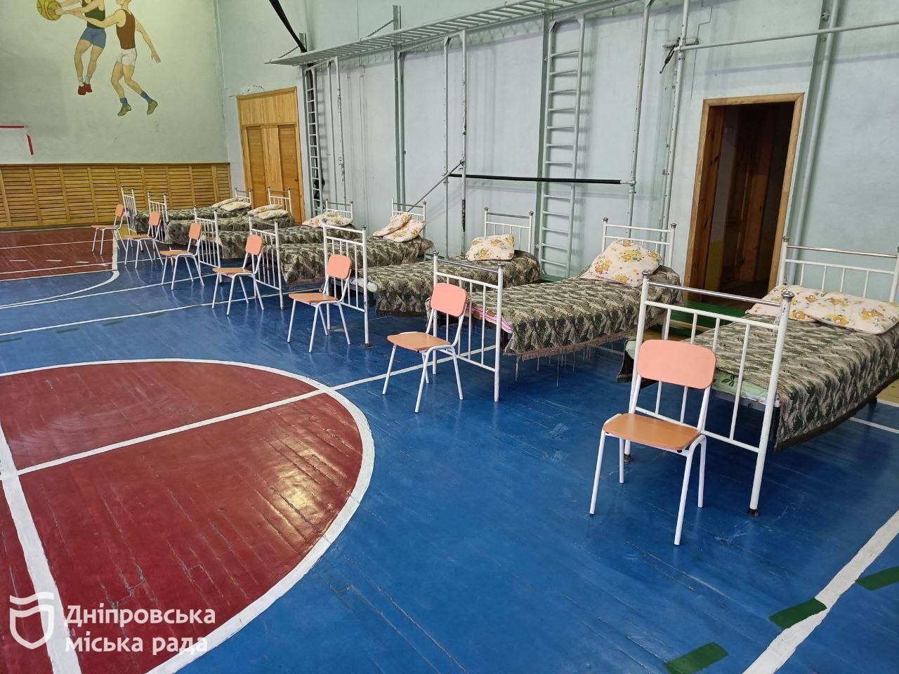 Дніпро підготував пункт розміщення для постраждалих внаслідок атаки дрона 
