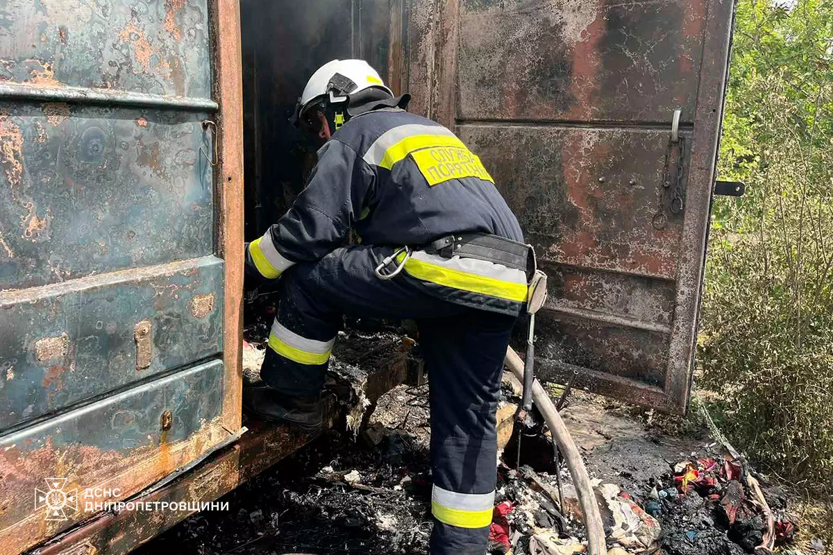У Дніпровському районі під час пожежі жінка отримала опіки