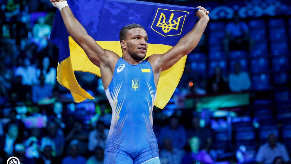 Жан Беленюк — у чвертьфіналі Олімпіади-2024 у греко-римській боротьбі!