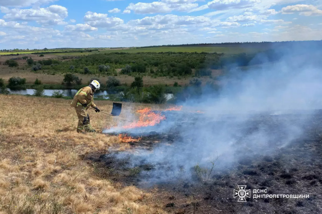 82 пожежі в екосистемах за добу ліквідували вогнеборці Дніпропетровщини