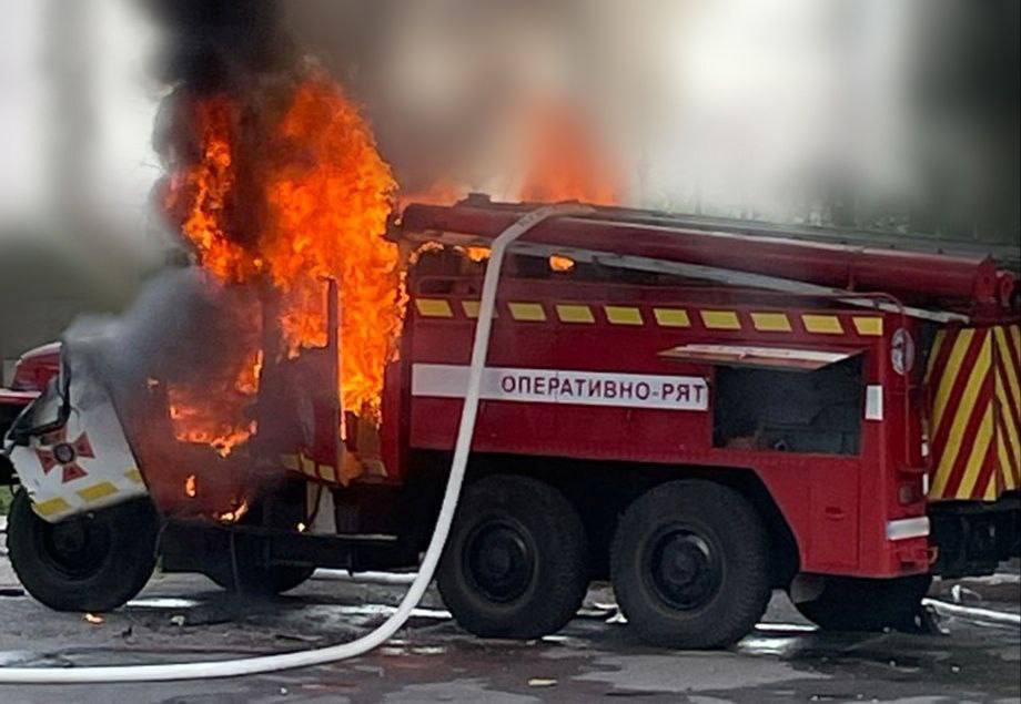 На Дніпропетровщині рятувальники потрапили під повторний обстріл