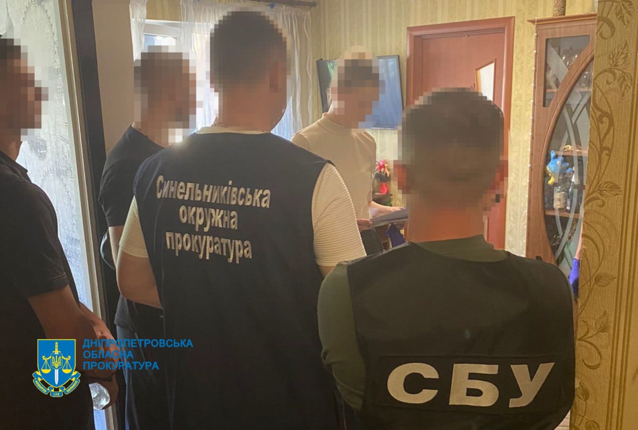 Підробляли документи та крали гроші: на Дніпропетровщині судитимуть засновника та бухгалтера товариства, — прокуратура