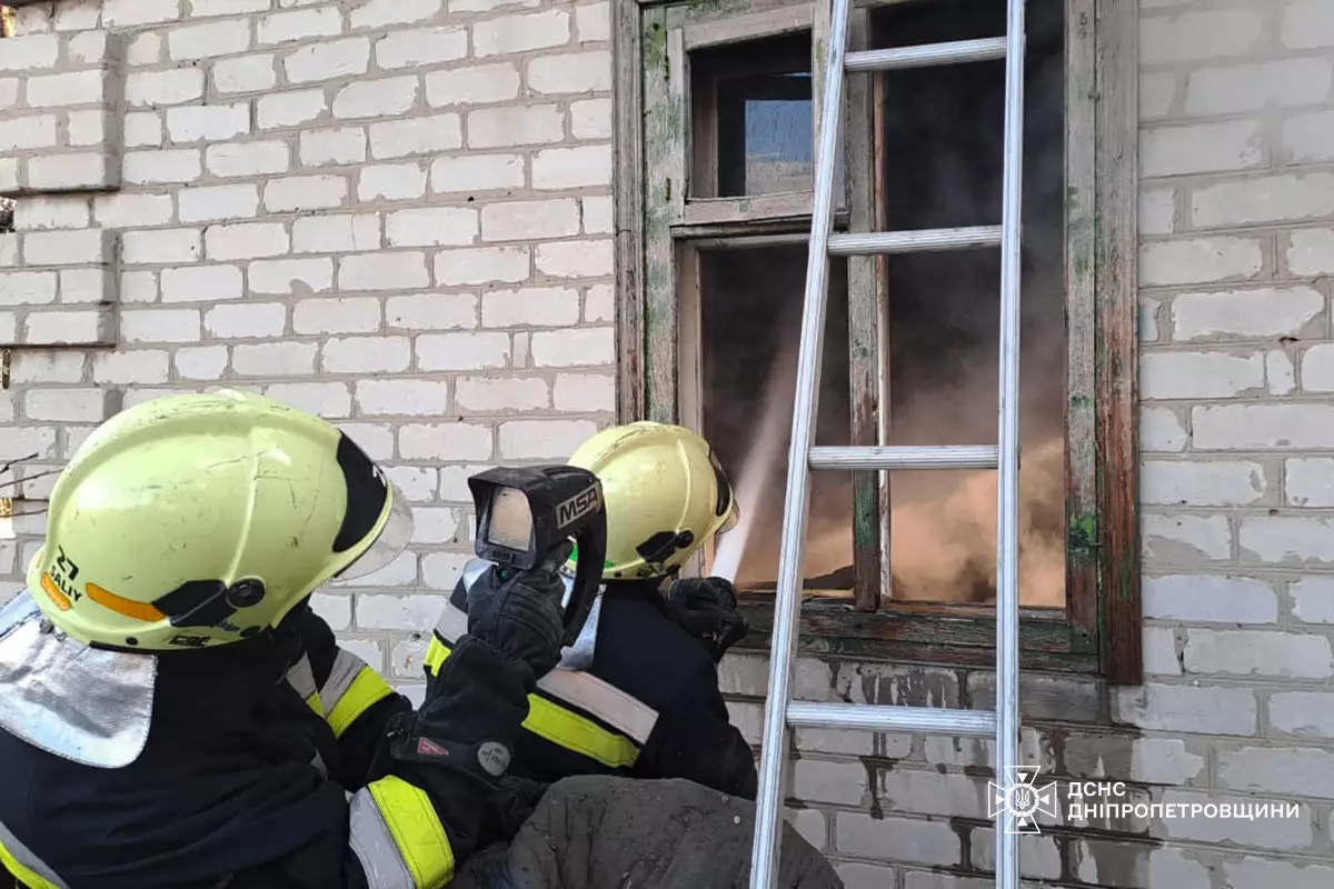 Трагічна пожежа в Павлограді: виявлено загиблого чоловіка в згорілому будинку