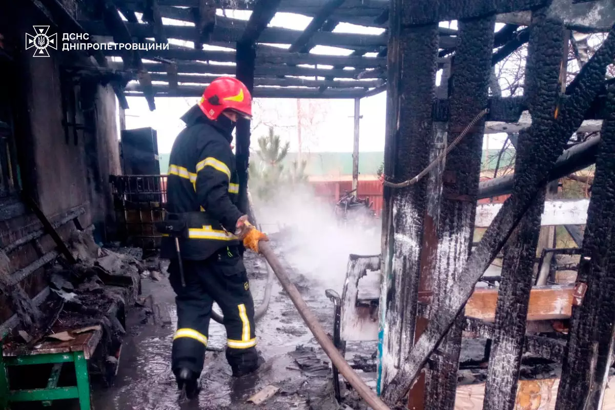 Пожежа на вулиці Урожайна в Синельниківському районі: без постраждалих