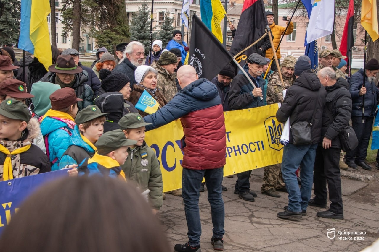 «Питання соборності – це питання виживання нації. Нам потрібно згуртуватися, забути особисті й політичні розбіжності та об’єднатися», — заступник міського голови Дніпра Андрій Денисенко