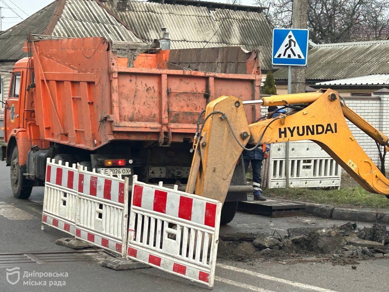 Ефективне водовідведення. У Дніпрі стартував аварійний ремонт дощоприймального перехвату на вул. Івана Нечуя-Левицького