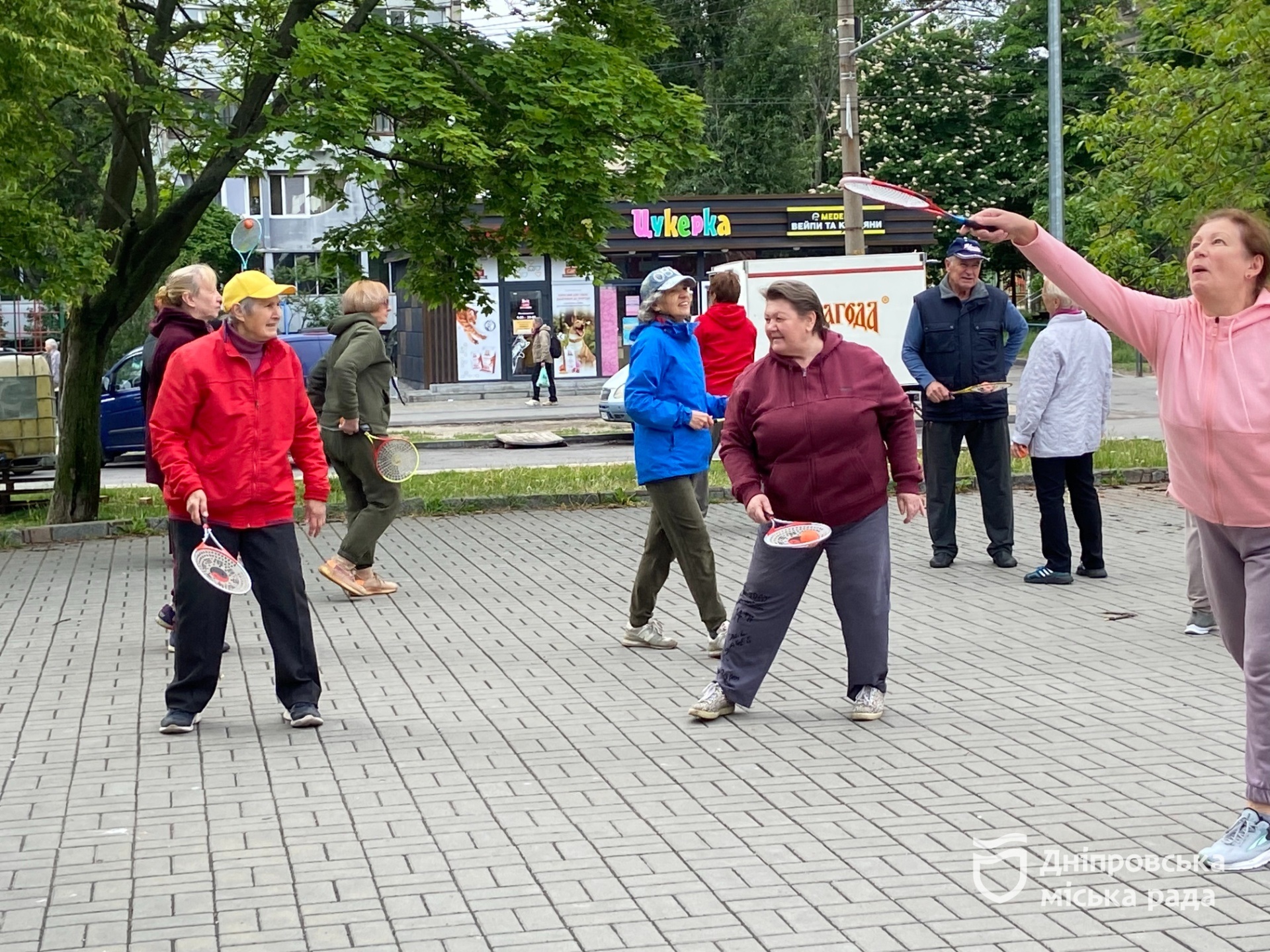 Фізична активність без ризику. Як байлун бол змінює життя слухачів Університету третього віку у Дніпрі