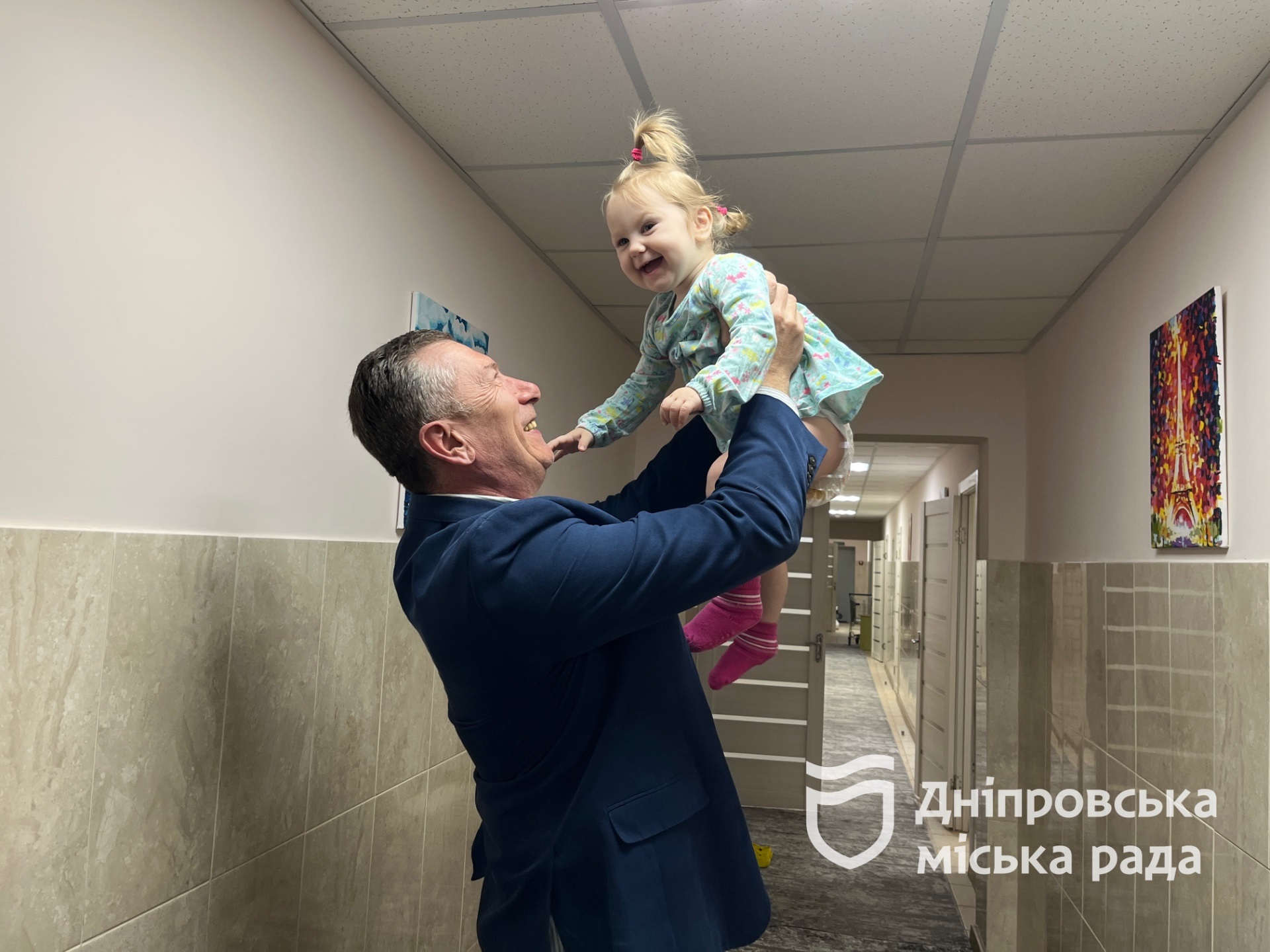 «Ми надаємо жінкам не лише прихисток, а й шанс почати спочатку»: як працює центр соціальної підтримки дітей та сімей «Мамине щастя» у Дніпрі