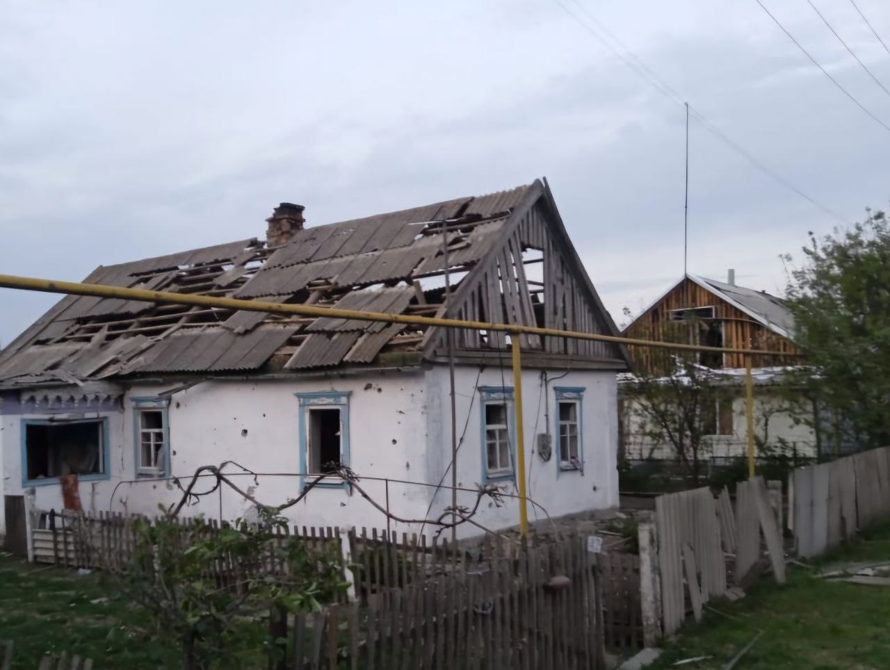 Удар КАБами по Дніпропетровщині: постраждало 8 людей, двоє у важкому стані
