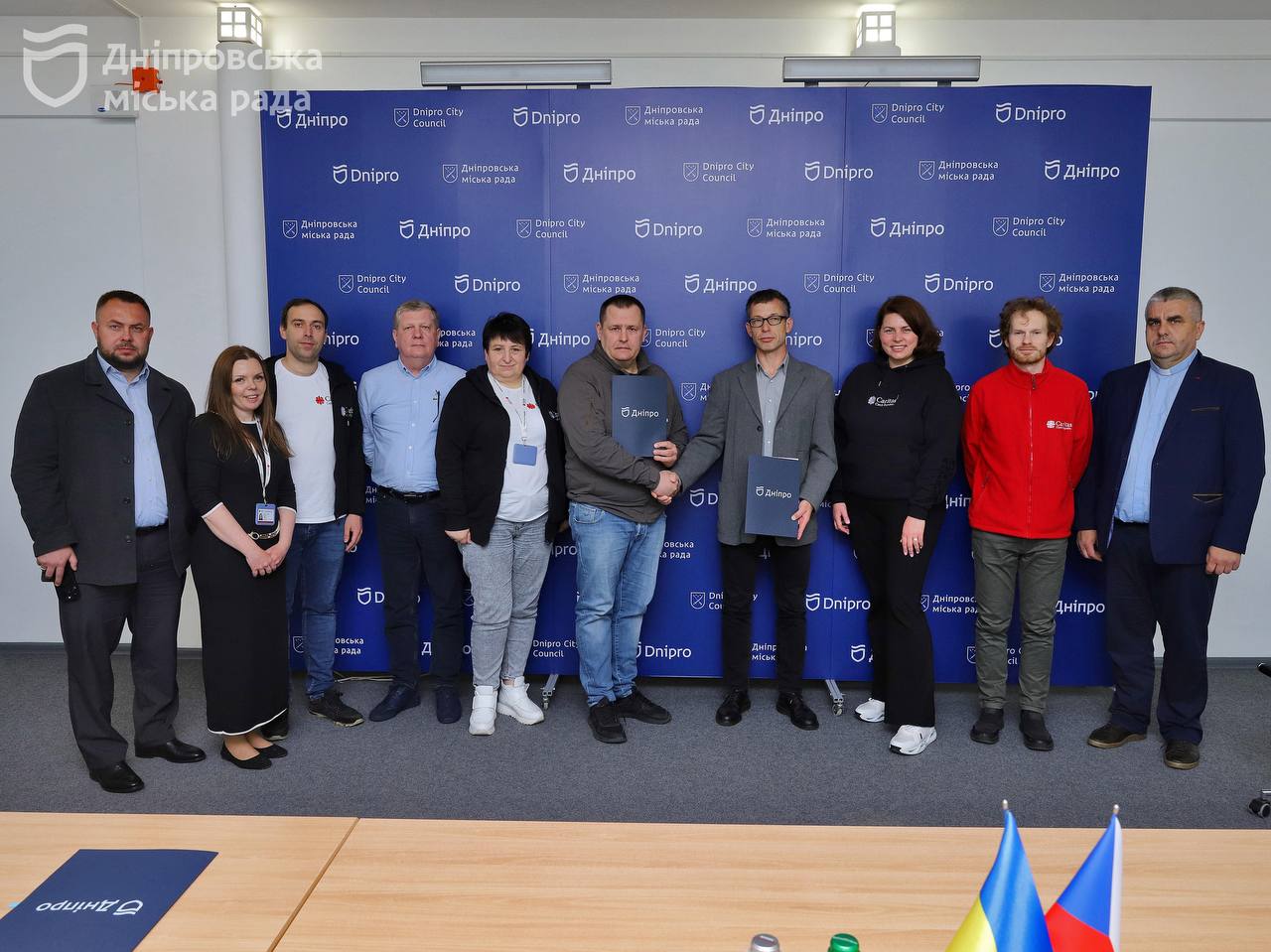 Мерія Дніпра уклала угоду про співпрацю з Caritas Czech Republic — найстарішою благодійною організацією Чехії
