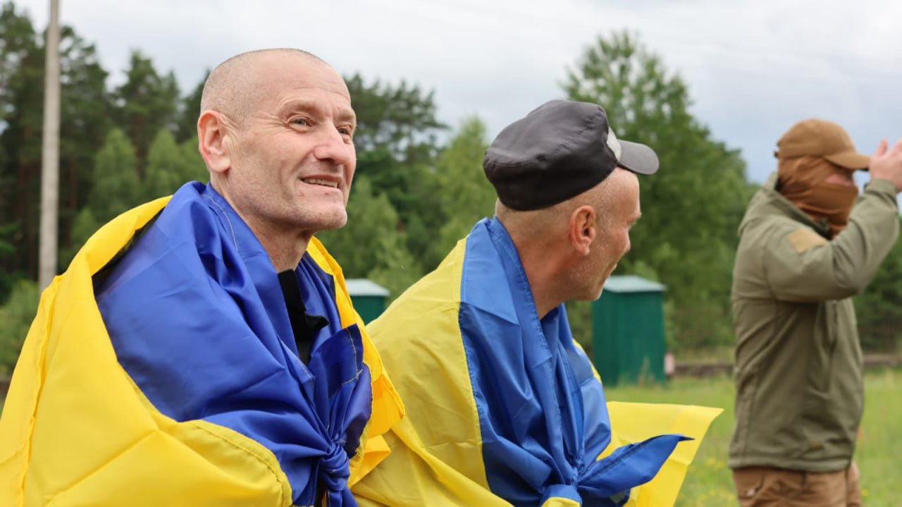 Стався черговий етап обміну: в Україну повернулися воїни з російського полону