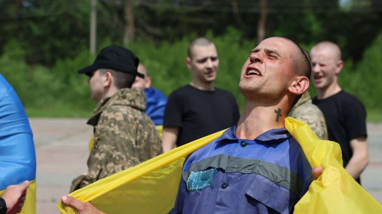Наші вдома: з російського полону повернули поранених, важкопоранених та молодших 25 років