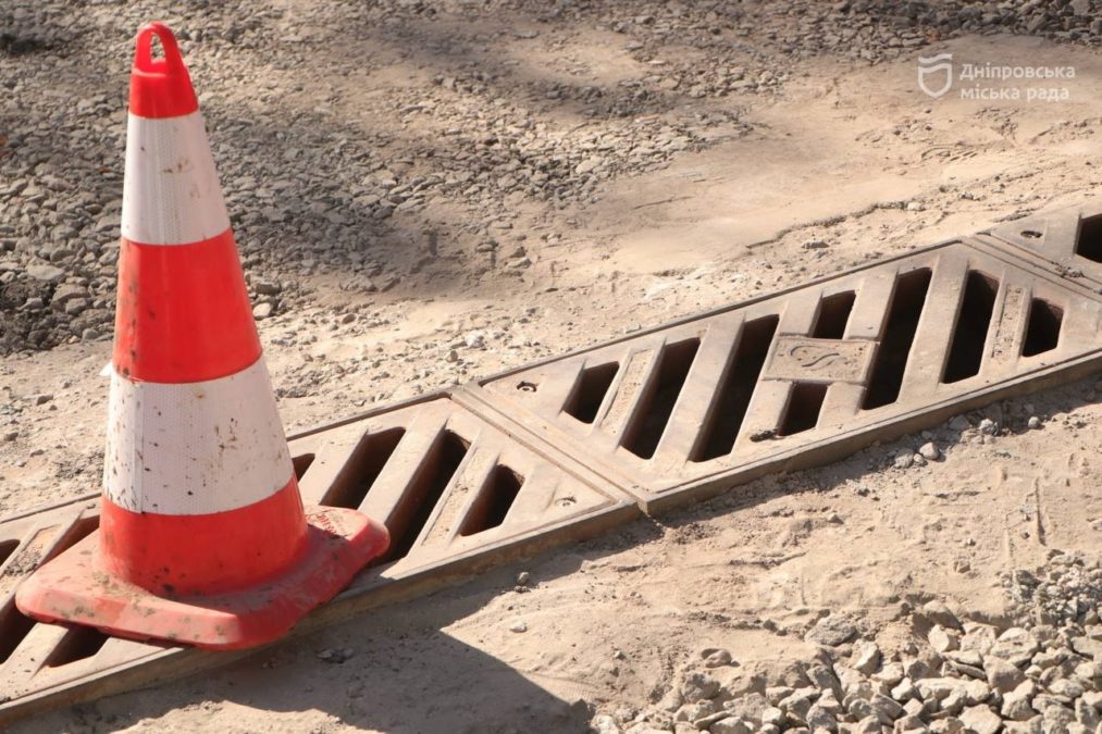 Нові дороги у дворах Дніпра