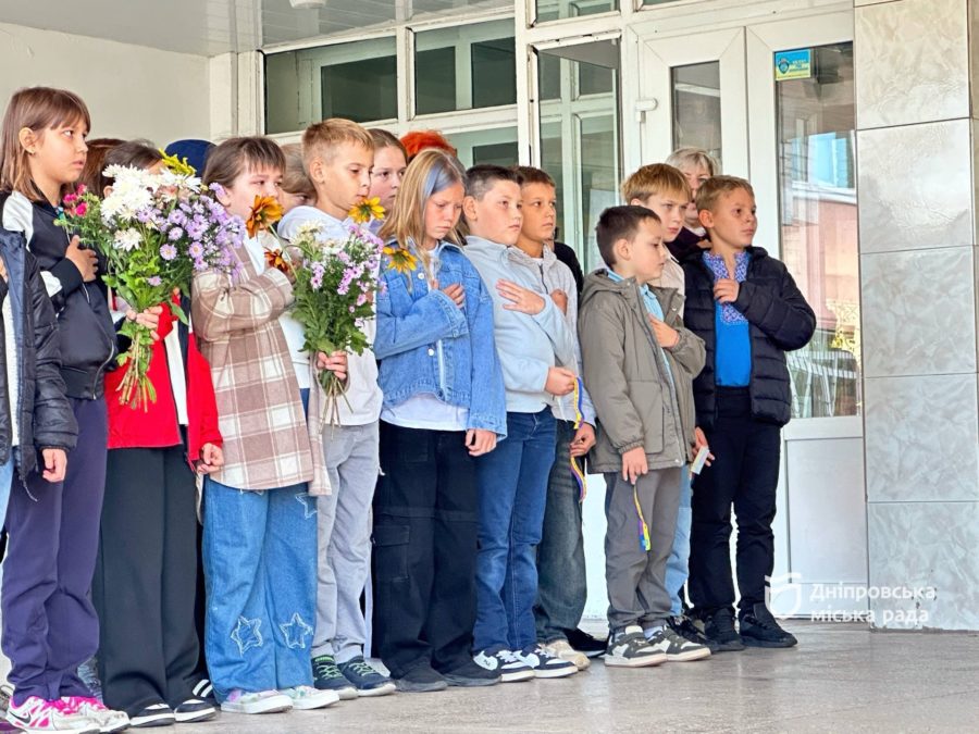 Меморіальна дошка загиблому захиснику 25.092025