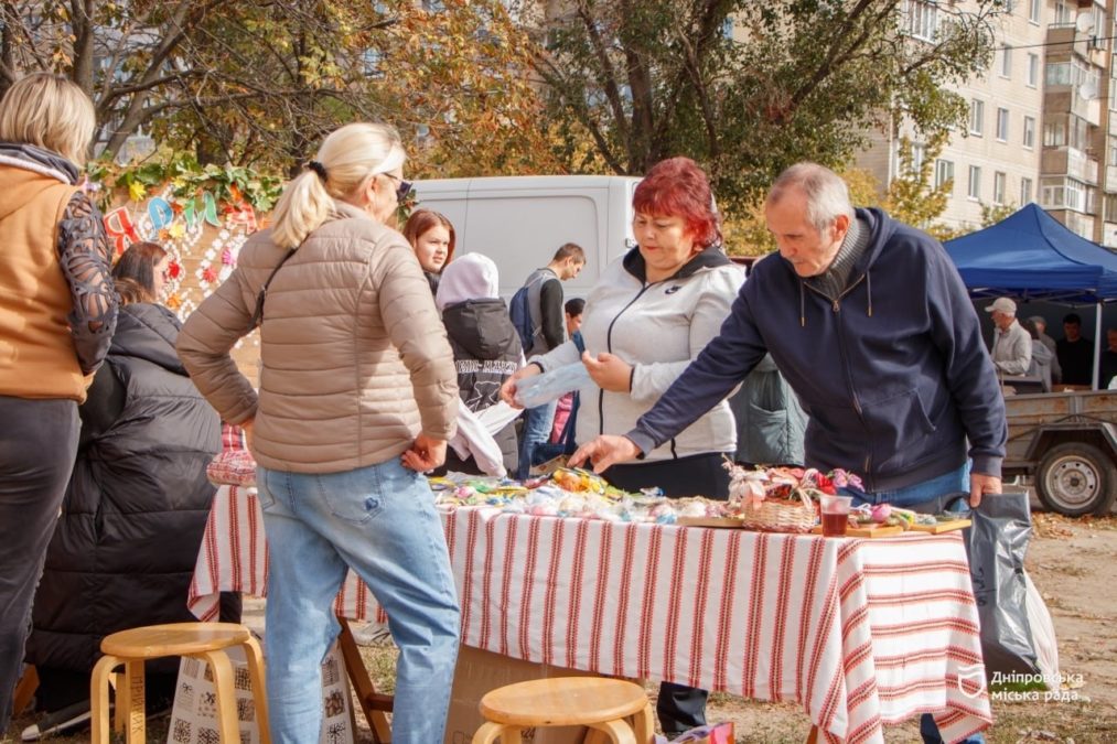 У Дніпрі тривають щотижневі ярмарки.