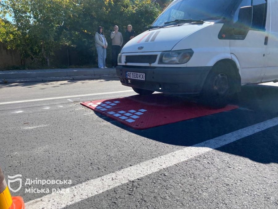 У Дніпрі встановлюють "берлінські подушки"