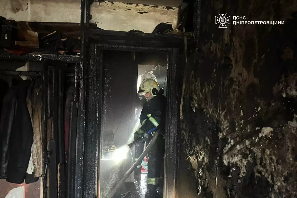 На Великій Діївській у Дніпрі загорілася квартира 31.10.2025