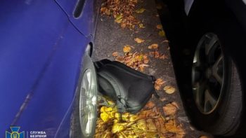 Підпал авто поліцейського у Дніпрі: агентку фсб викрито 17.10.2025