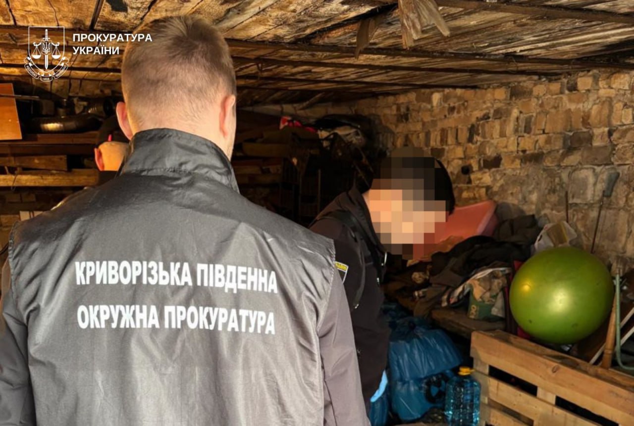У Кривому Розі викрили схему продажу нелегального алкоголю та тютюну 20.10.2025