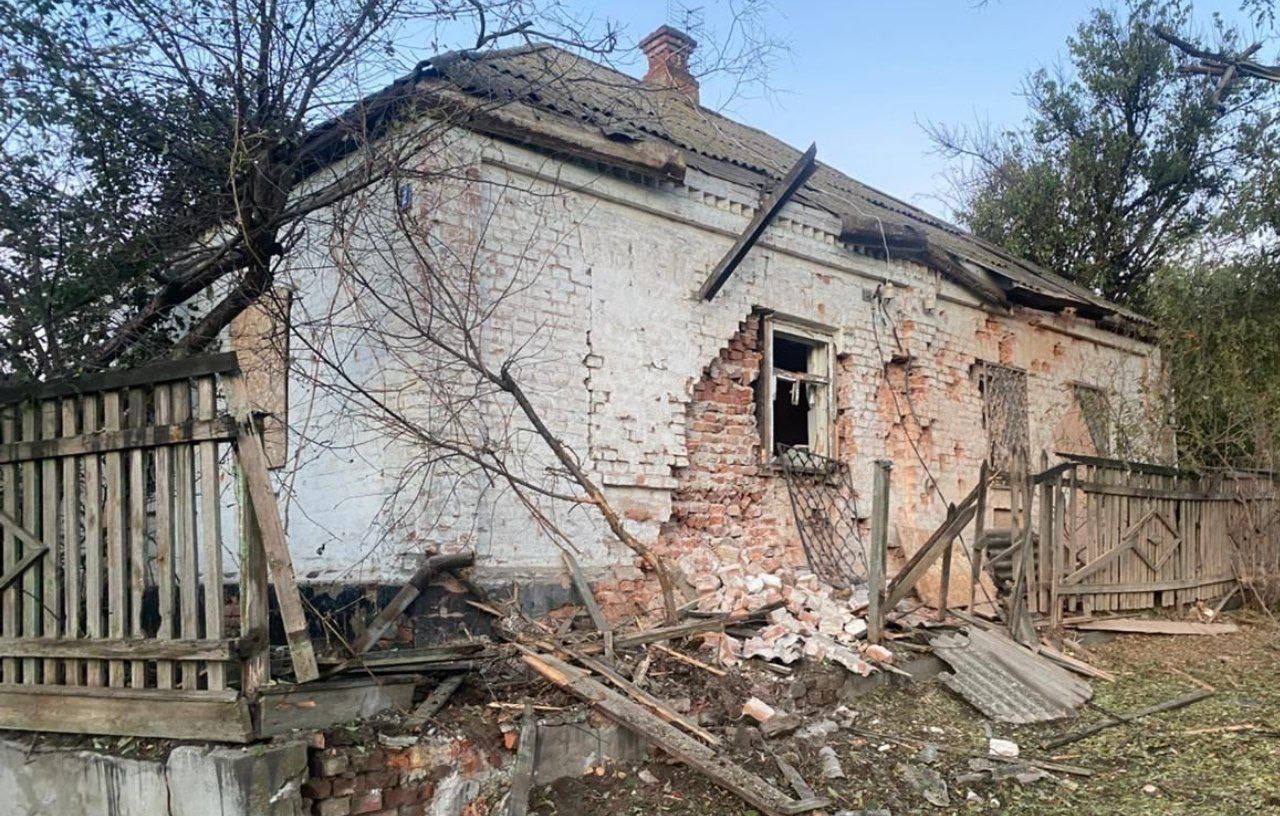 IMG 20251026 073818 084 63-річна жінка отримала поранення внаслідок російської атаки на Нікопольщину 26.10.2025
