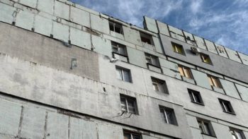 Пр. Богдана Хмельницького, 38: за підтримки Бориса Філатова відновлення після влучання