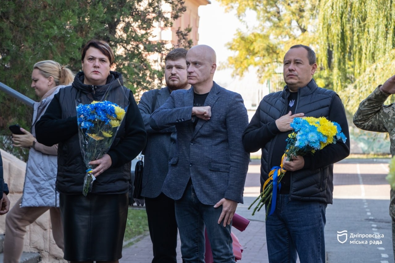 Відкриття меморіальної дошки на честь захисника України Юрія Гайдаша.