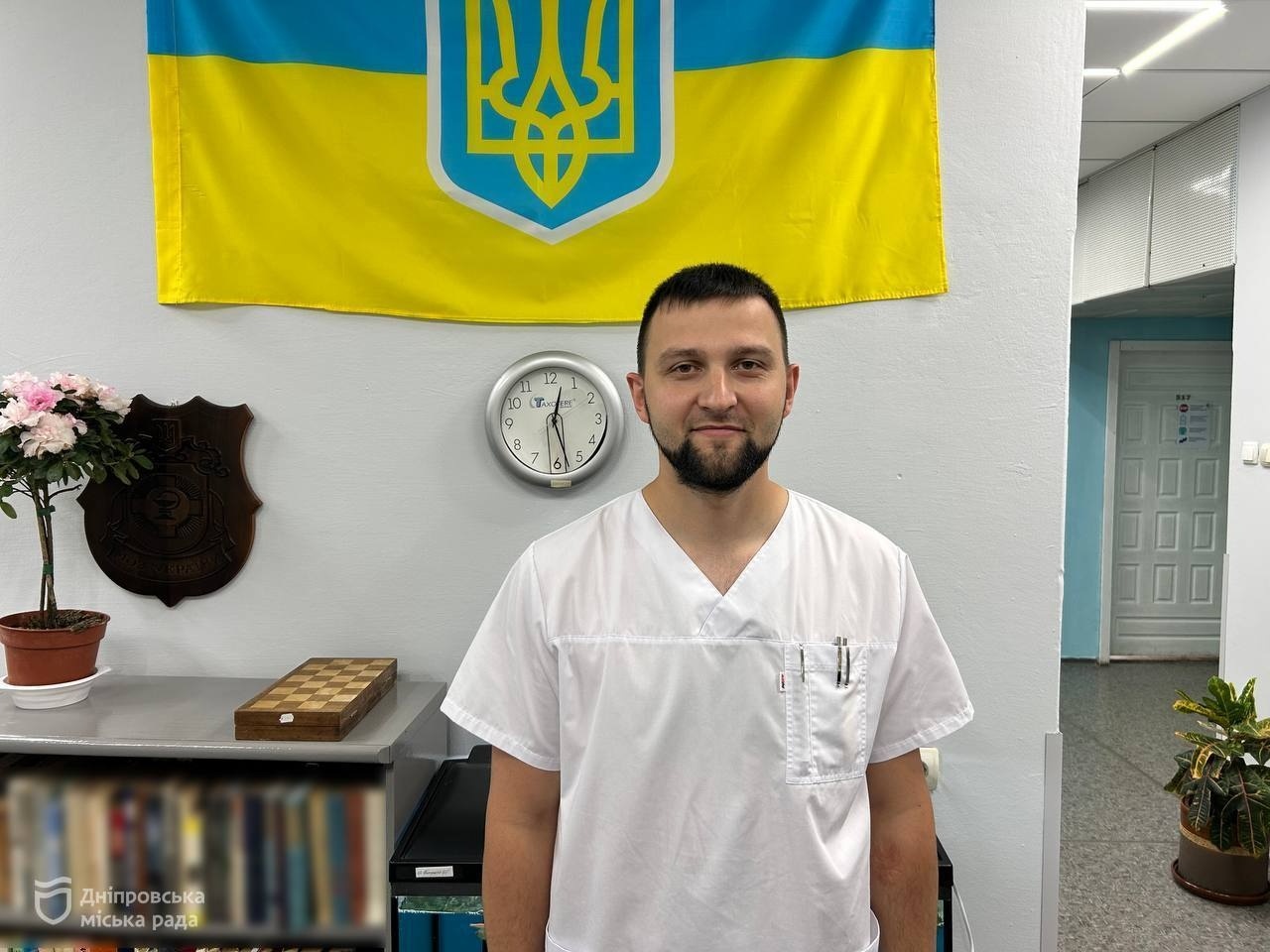 У лікарні Дніпра вперше здійснили аутотрансплантацію клітин дорослому пацієнту 2025