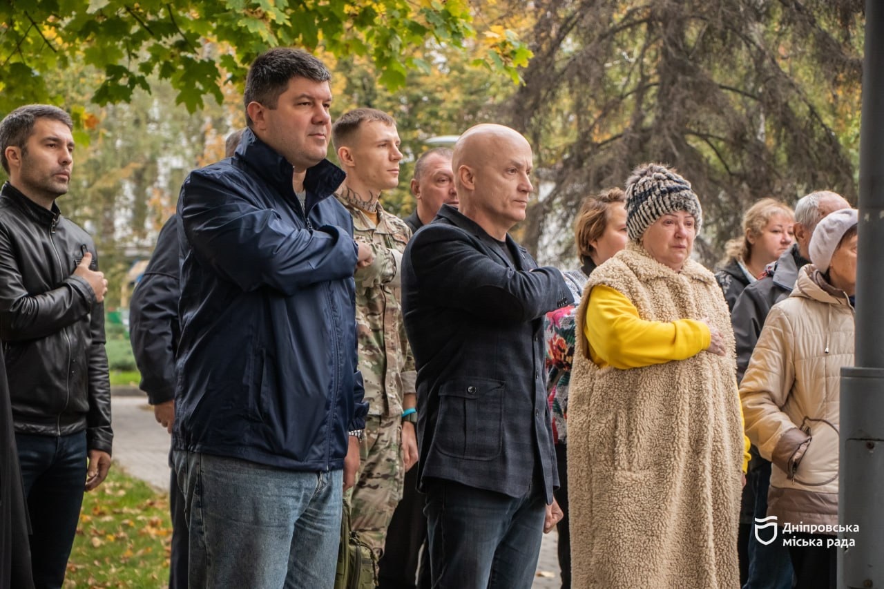 У Шевченківському районі Дніпра оновили світлини на Алеї Героїв - 10.10.2025