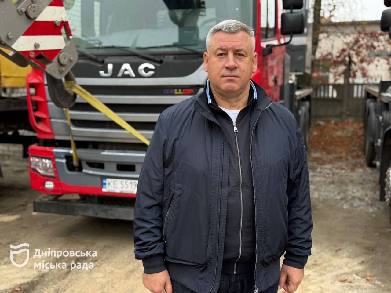 Дніпро посилює протипожежний захист міста — 289 гідрантів оновлено 12.10.2025