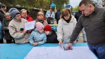 Попри війну Дніпро підтримує лад на віддалених житломасивах. Це принципова позиція мера Бориса Філатова, яку втілено у муніципальній програмі «Місто без околиць»