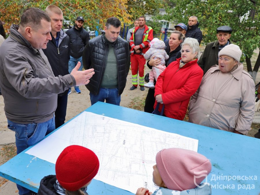 Попри війну Дніпро підтримує лад на віддалених житломасивах. Це принципова позиція мера Бориса Філатова, яку втілено у муніципальній програмі «Місто без околиць»