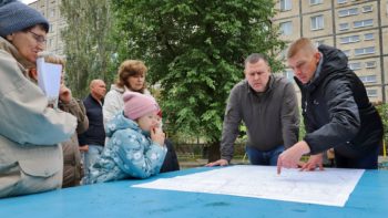 Попри війну Дніпро підтримує лад на віддалених житломасивах. Це принципова позиція мера Бориса Філатова, яку втілено у муніципальній програмі «Місто без околиць»