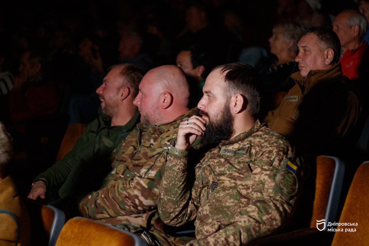 У Дніпрі відбулася прем’єра фільму «Точка зцілення» - 21.10.2025