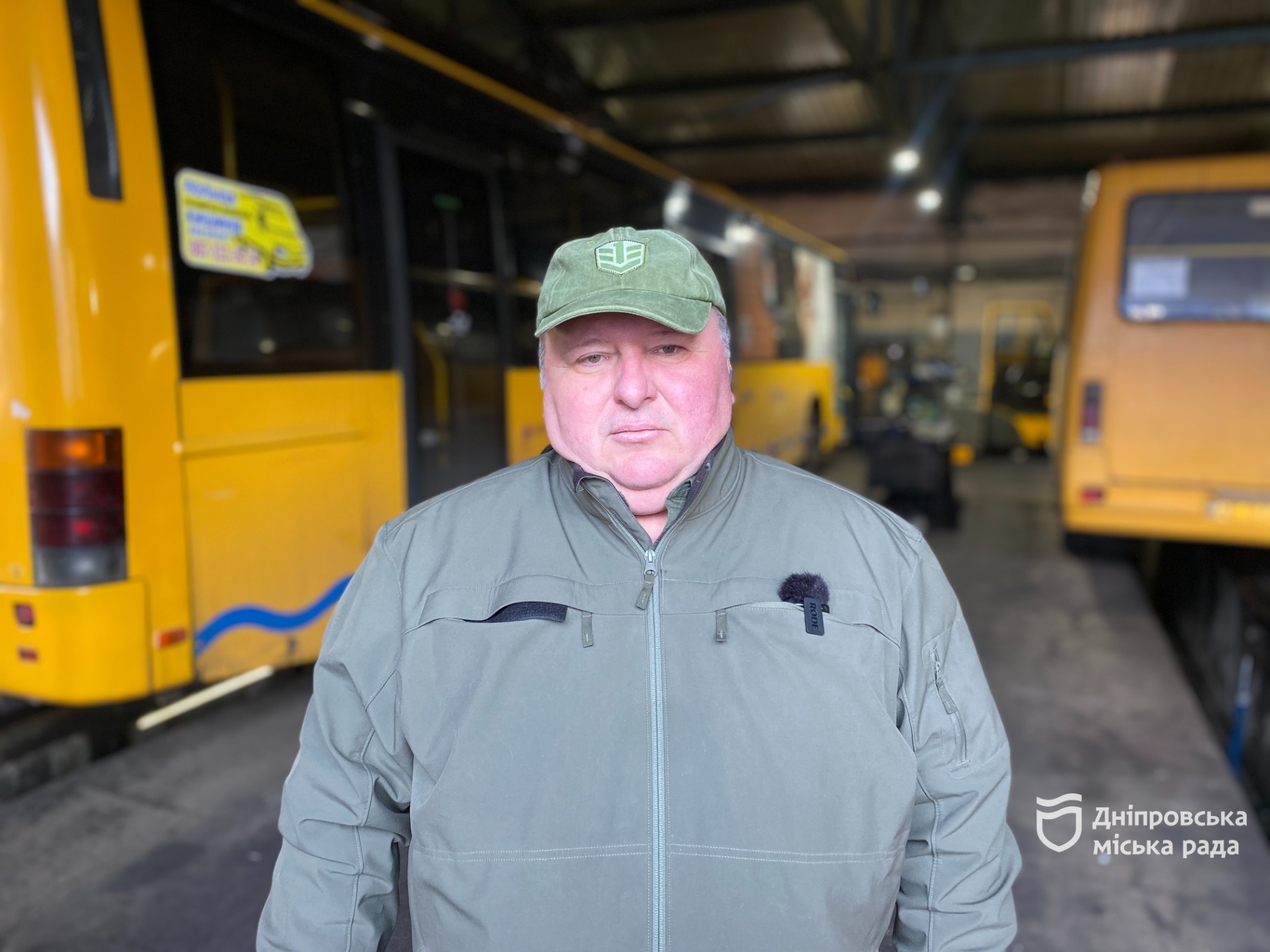 Приватні перевізники у Дніпрі скаржаться на брак коштів та працівників 23.10.2025