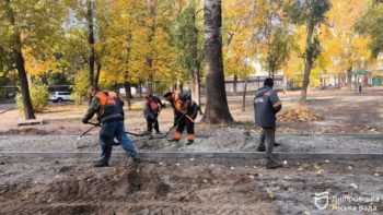 пров. Крушельницької: ремонт внутрішньоквартальних доріг та пішохідних зон 23.10.2025