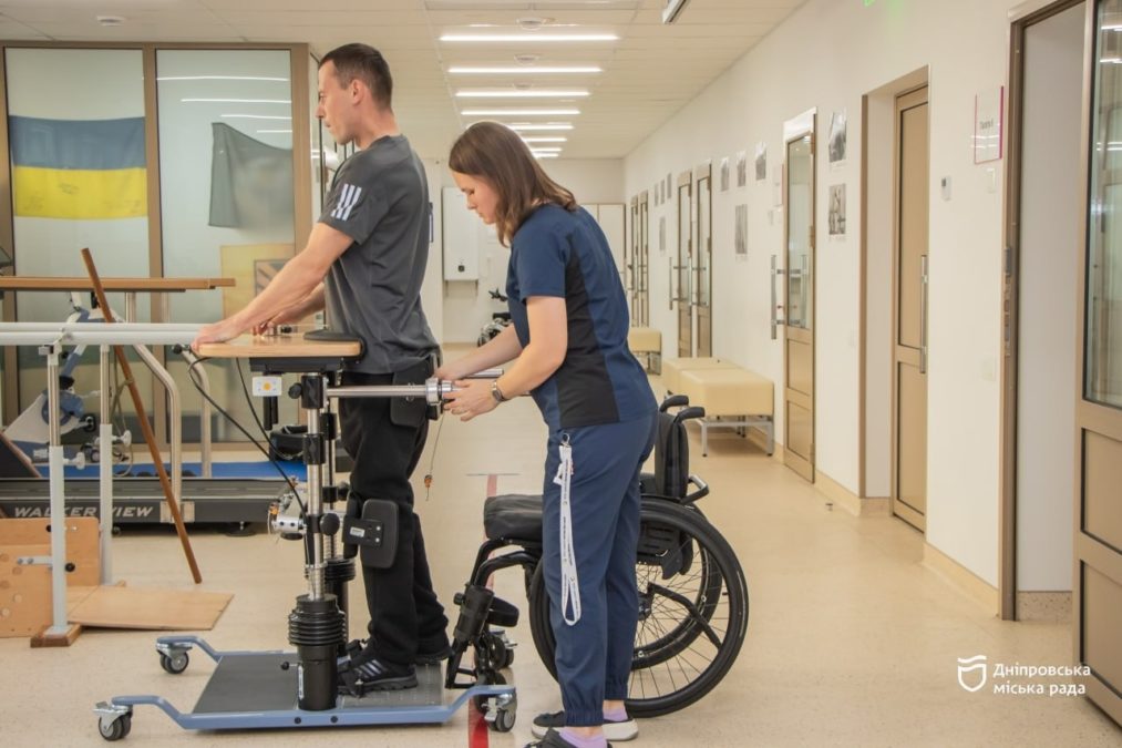 Військовий Дмитро реабілітується після поранення 23.10.2025