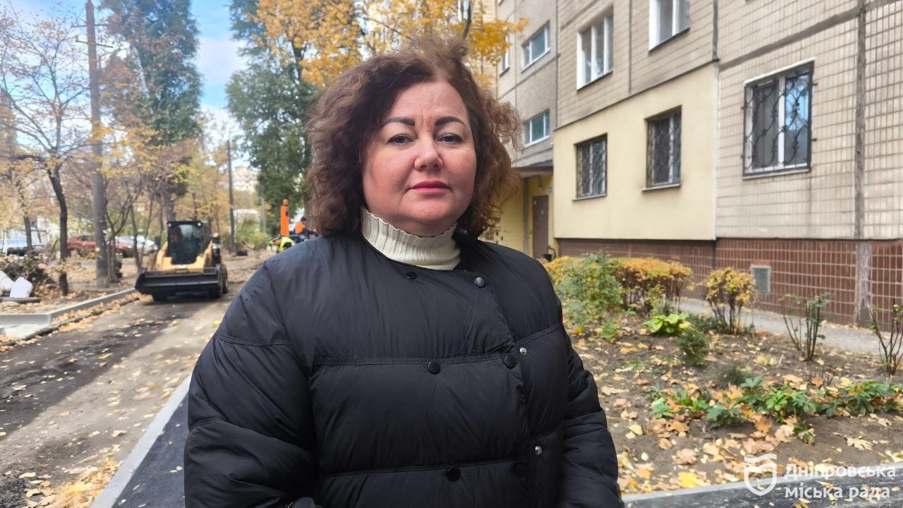 У Дніпрі продовжують комплексний ремонт дворів у житлових районах 24.10.2025
