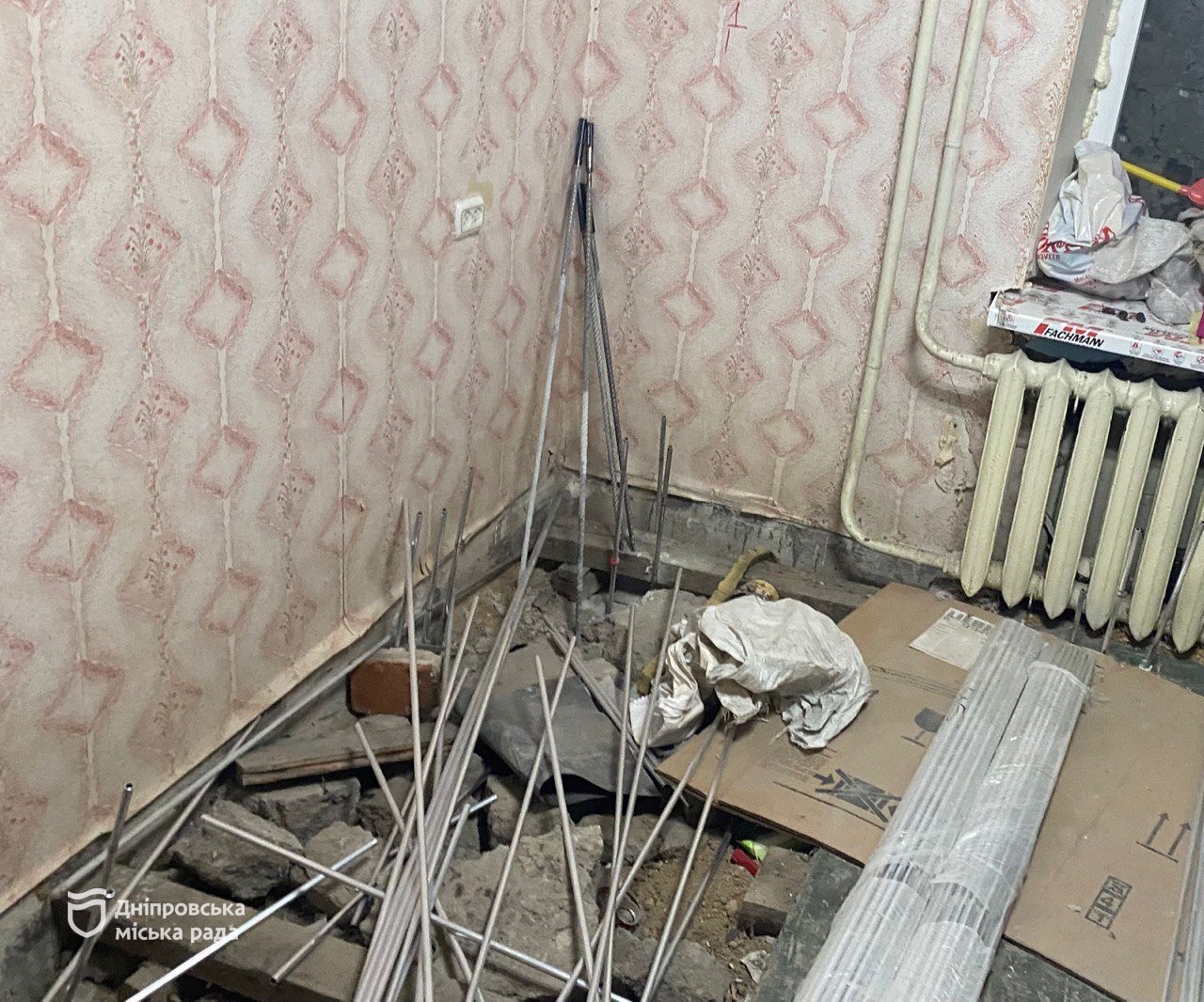 У Дніпрі рятують аварійний будинок по провулку Героїв Крут, 2