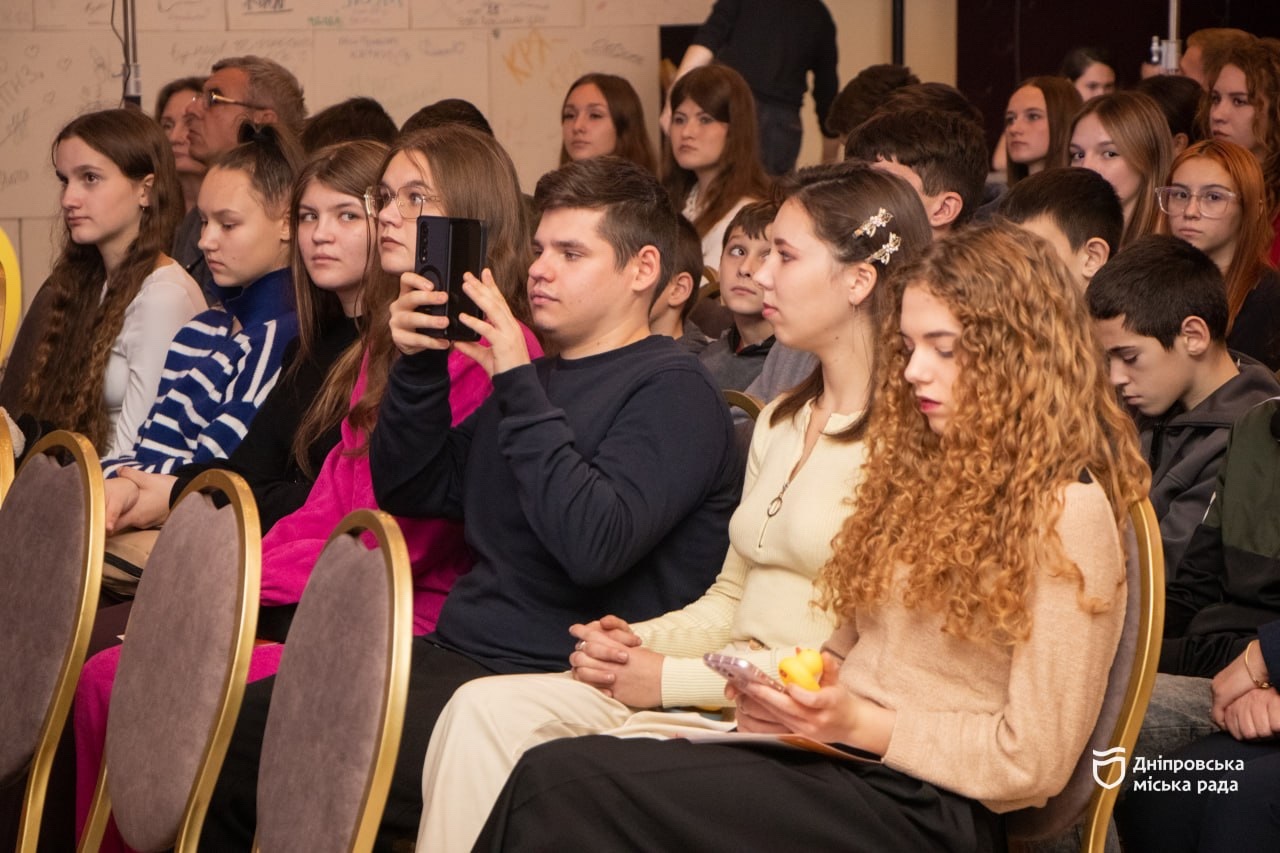 У Дніпрі відбувся перший молодіжний медіафестиваль «DuckFest» 30.10.2025