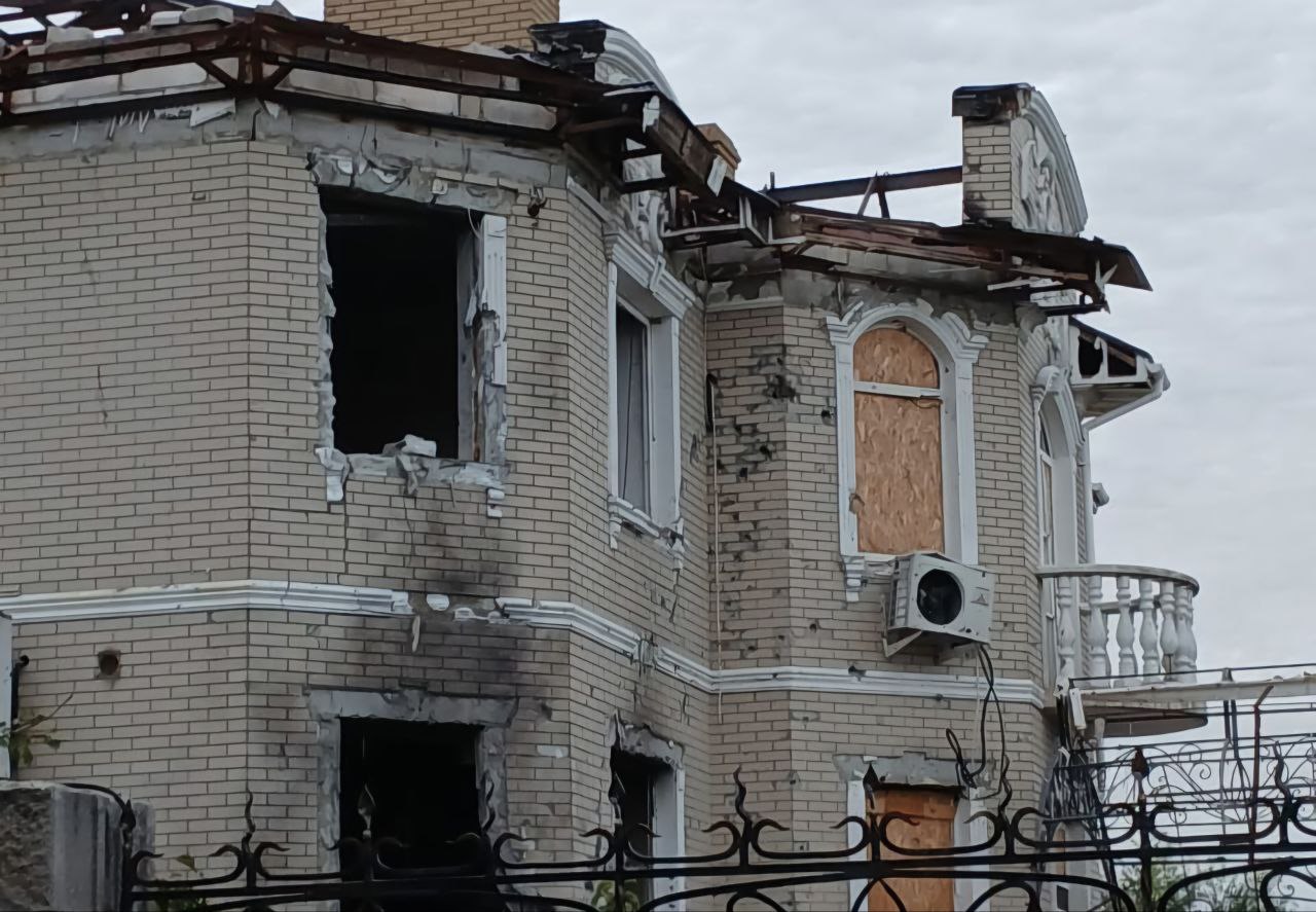 Ворог вдарив артилерією та дронами по двох районах Дніпропетровщини 8.10.2025
