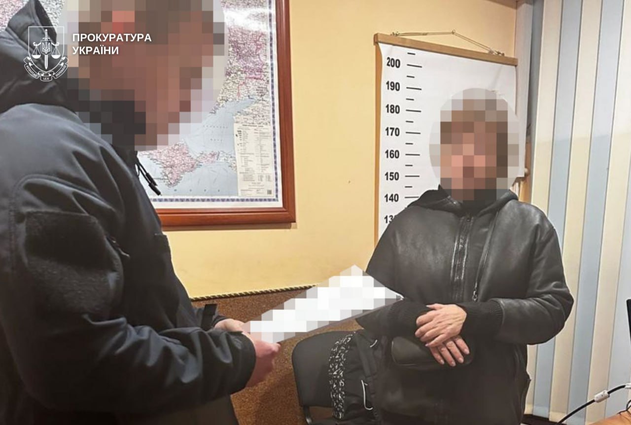 Колишня податківка організувала схему ухилення від ПДВ на 56 млн грн 21.10.2025