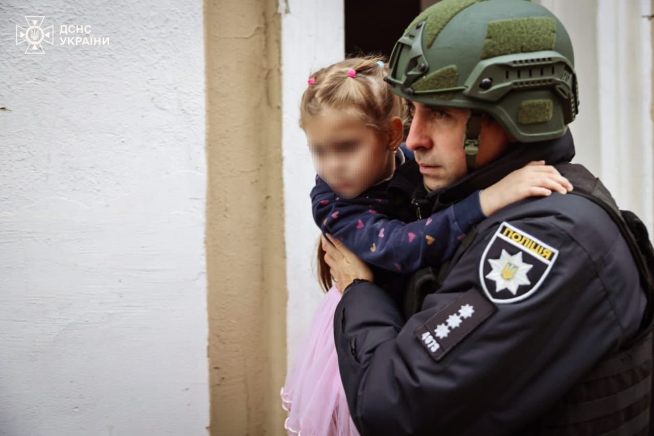 російські військові вдарили по дитячому садку в Харкові 22.10.2025