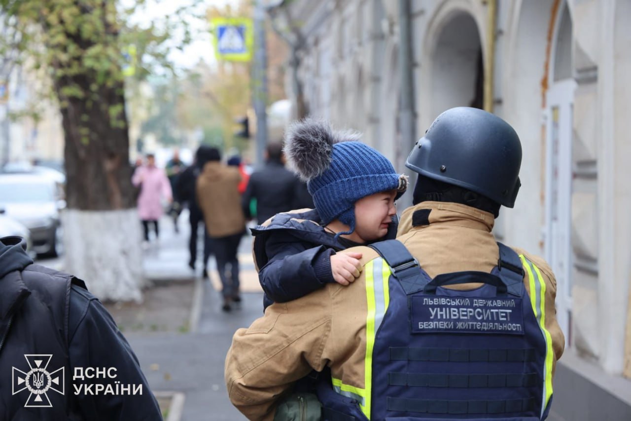 російські військові вдарили по дитячому садку в Харкові 22.10.2025